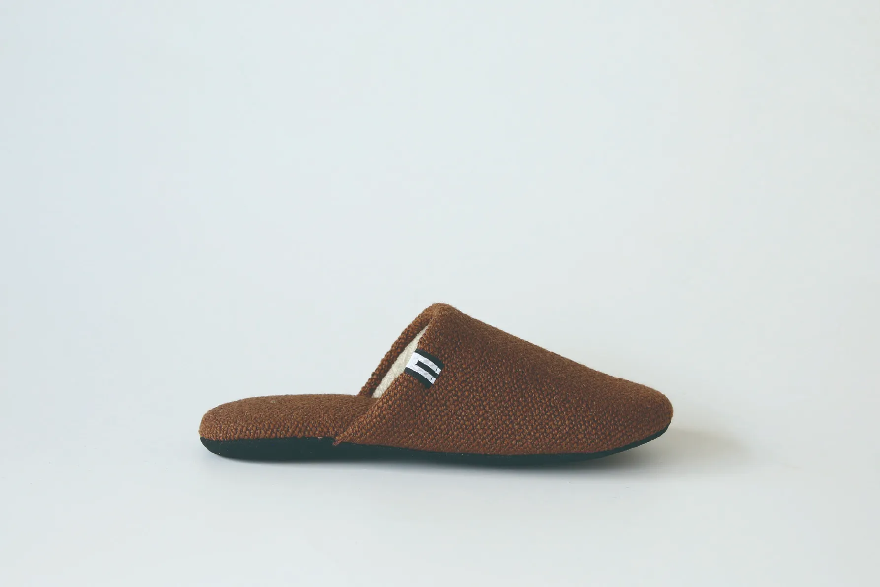 SLIPPERSの画像