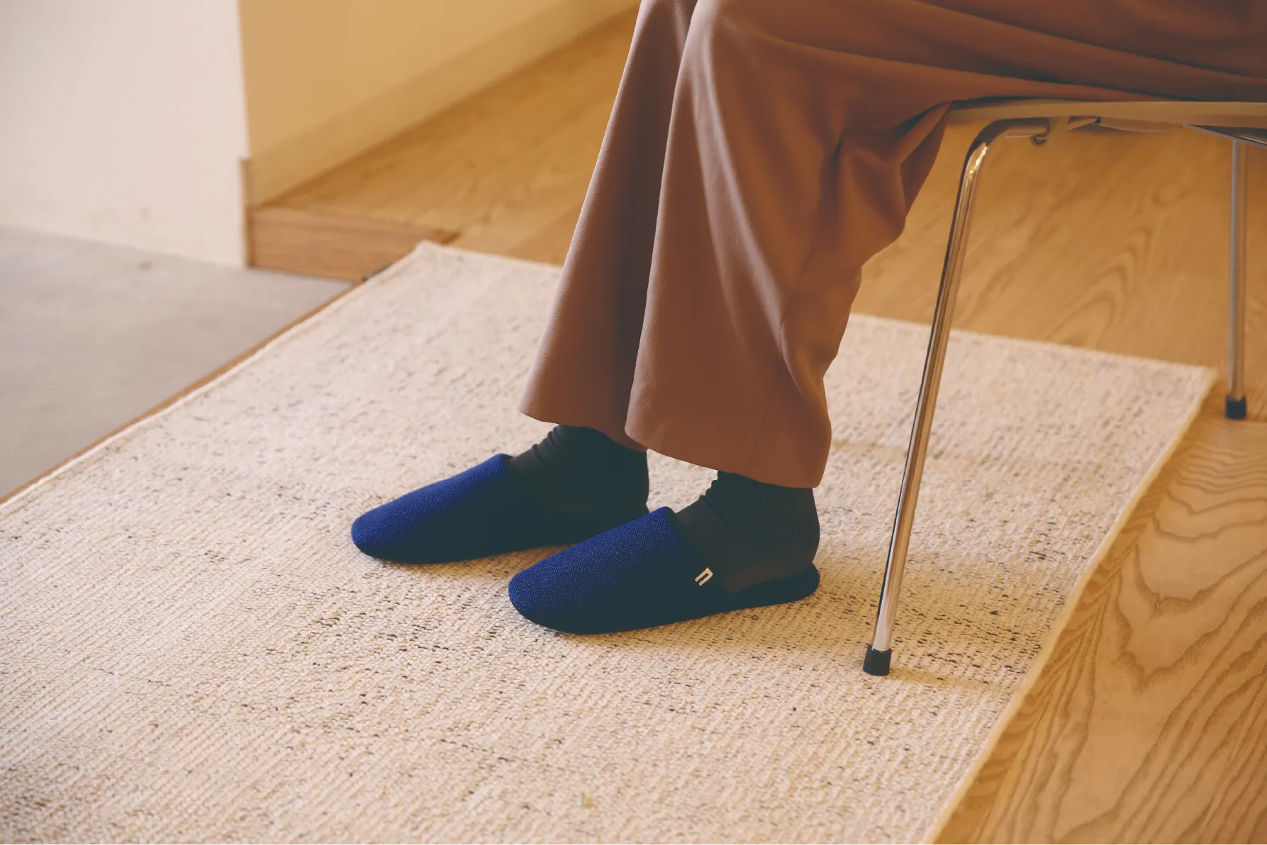 SLIPPERSの画像
