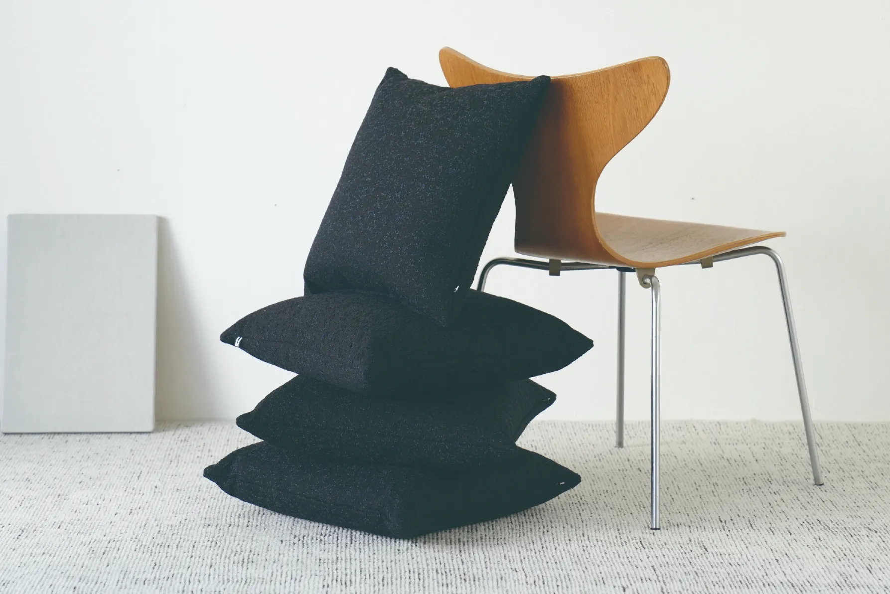 CUSHIONの画像