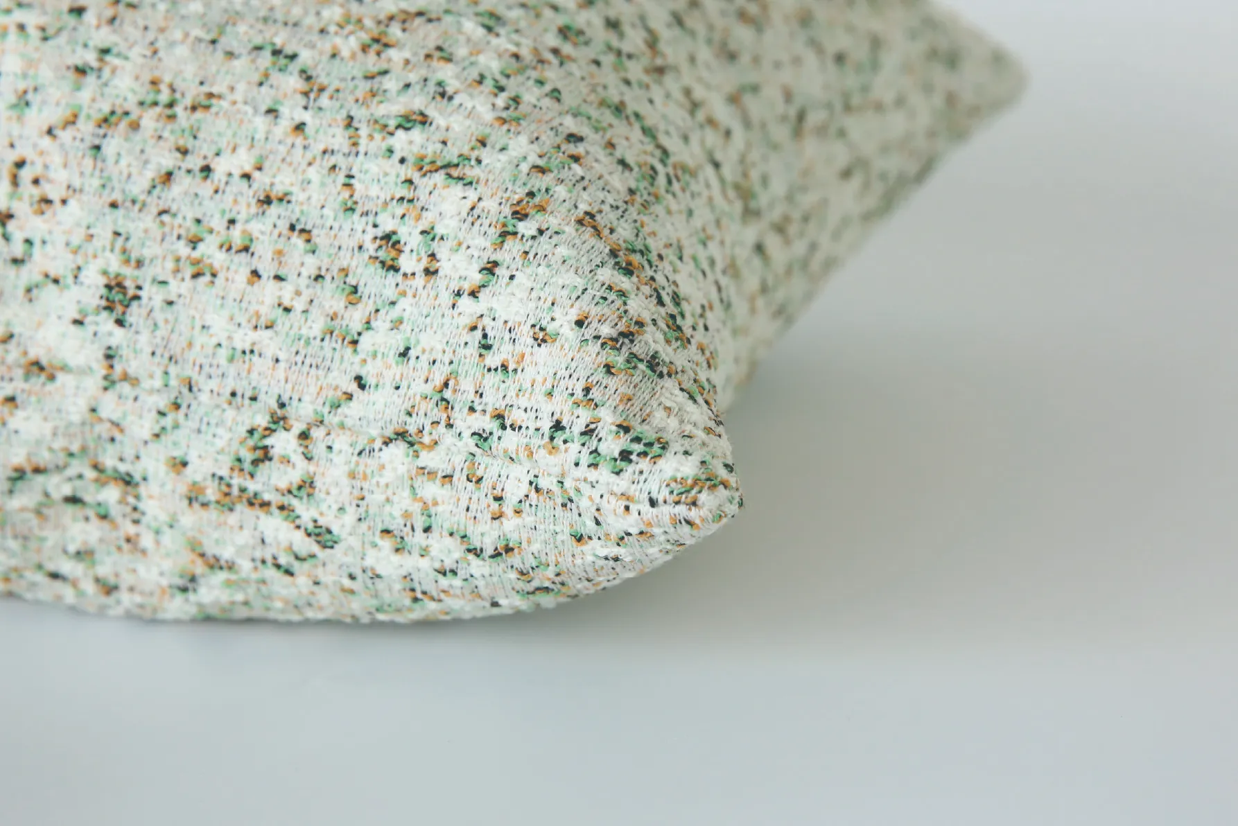 CUSHIONの画像