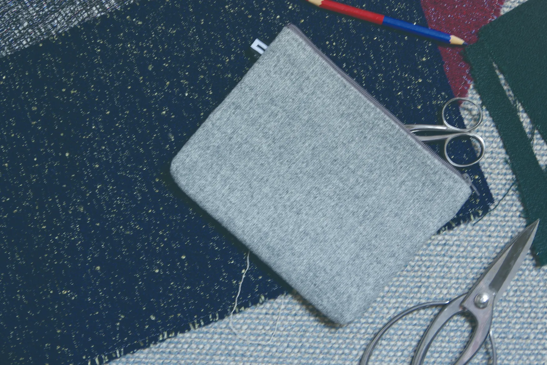 TABLE POUCHの画像